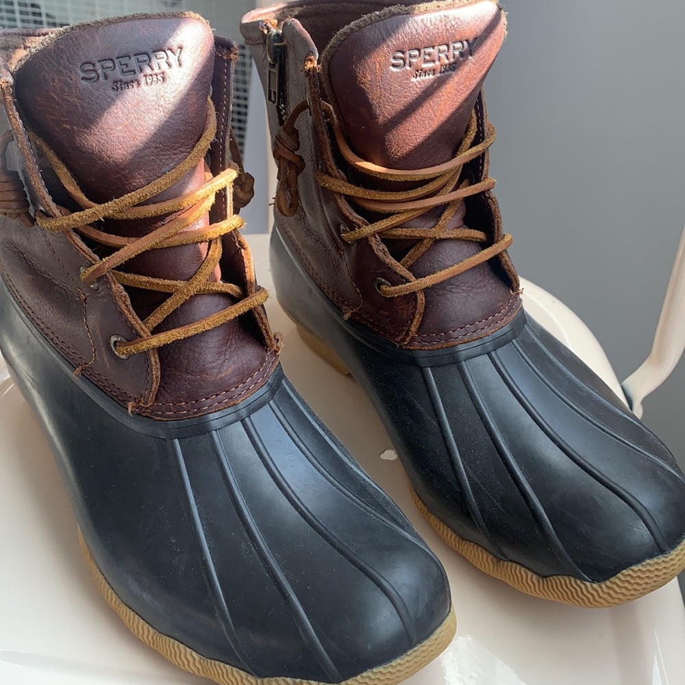 Women’s Sperry Saltwater Duck Boot - Picture 2 of 4